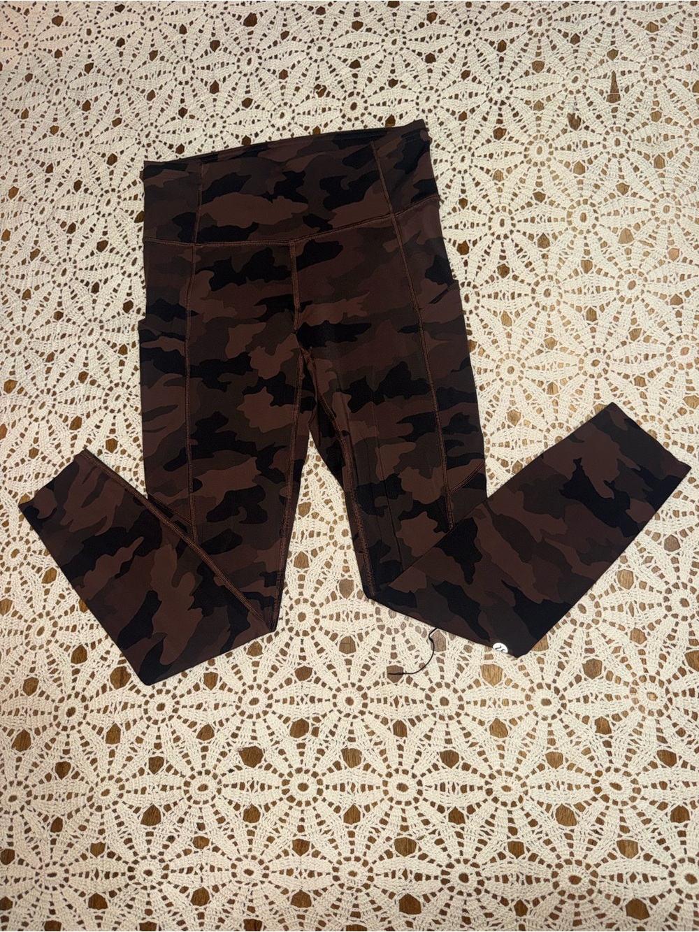 Lululemon Pants Womens Brown Black Camo High Rise Pocket Leggings Sz 6